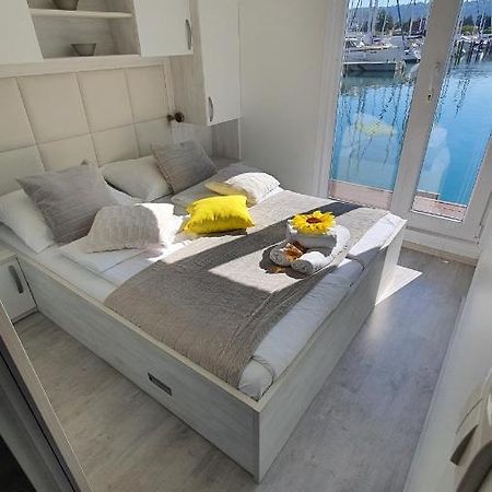 Апартаменты Floating Sea House Soncek Порторож Экстерьер фото